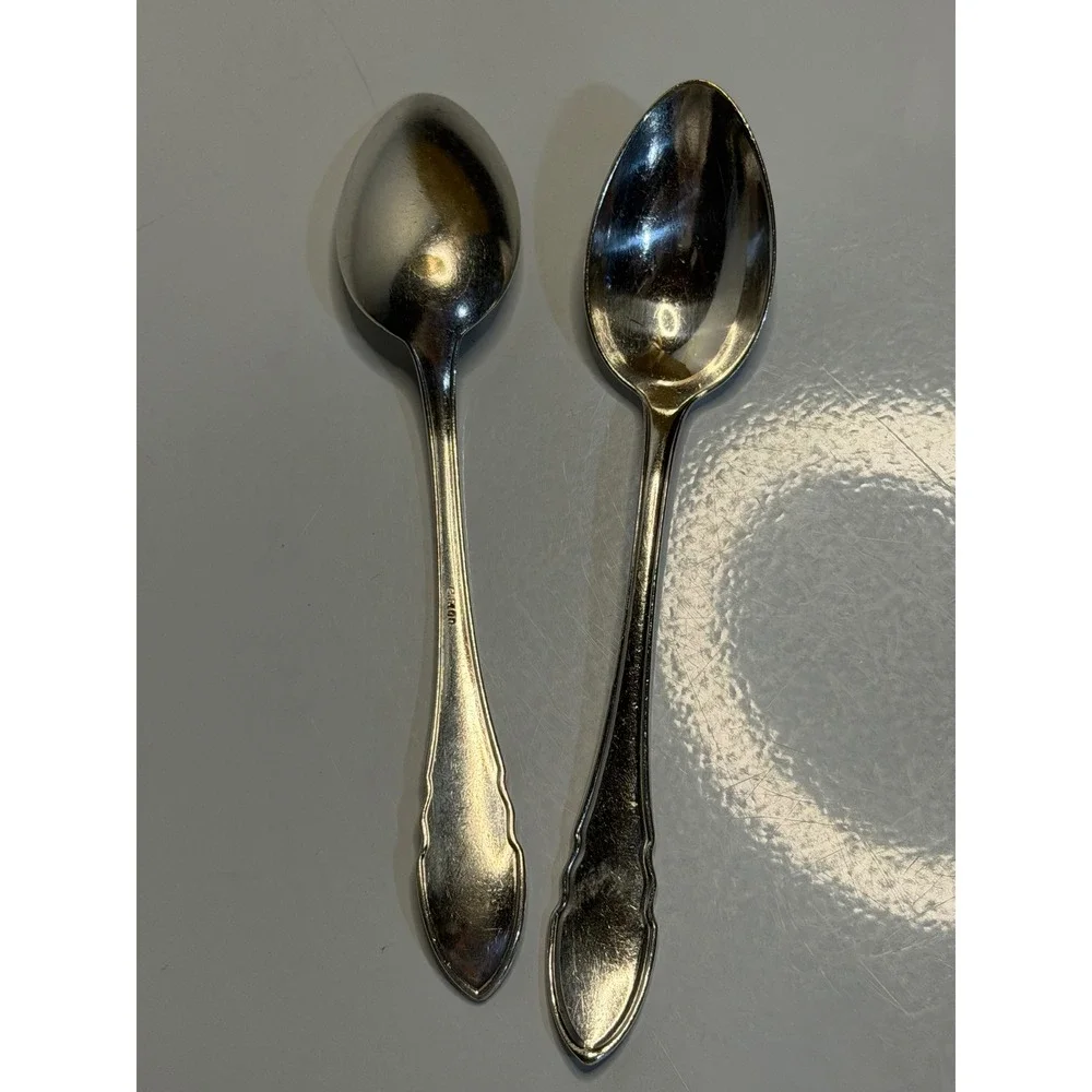 VTG Coffee‎ Spoon Silver Stainless Steel Scalloped Edge Flatware Set of 2